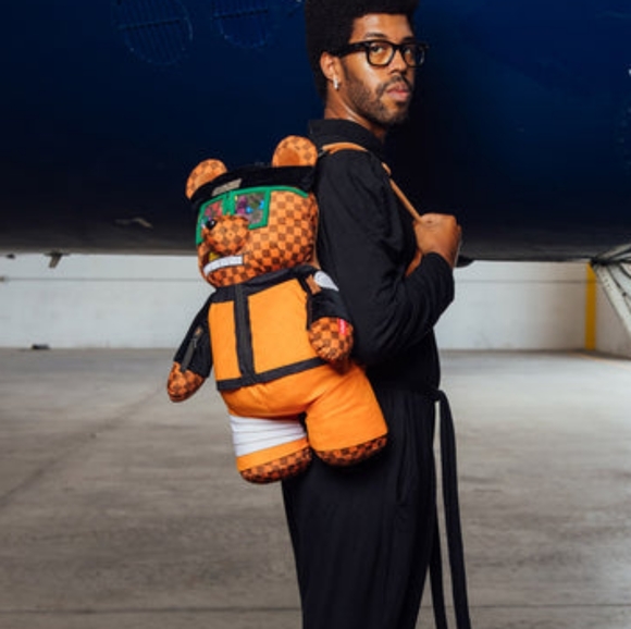 💞SPRAYGROUND Naruto Money Bear Teddy Bear Backpack - Picture 5 of 16